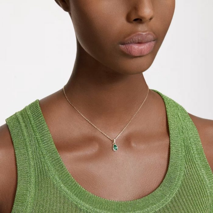 Swarovski Jewellery
Swarovski Chroma Pear Cut Green Crystal Gold Tone Necklace 0.7cm, 38-42.5cm