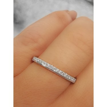 9ct Canadian WG 0.15ct Round Brilliant Offset Wedding/Eternity Ring Diamond carat weight - 0.15ct Cut - Round Brilliant Colour - G/H Colour Clarity - Si1/Si2  Size M (Sizes Available to Order)
