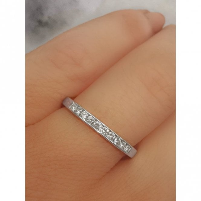 Faith Diamonds 9ct Canadian WG 0.15ct Round Brilliant Wedding/Eternity Ring Diamond carat weight - 0.15ct Cut - Round Brilliant Colour - G/H Colour Clarity - Si1/Si2  Size M (Sizes Available to Order)