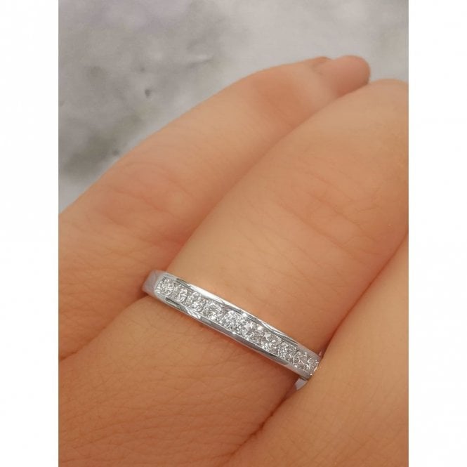 Faith Diamonds 9ct Canadian WG 0.20ct Round Brilliant Wedding/Eternity Ring Diamond carat weight - 0.20ct Cut - Round Brilliant Colour - G/H Colour Clarity - Si1/Si2  Size M (Sizes Available to Order)