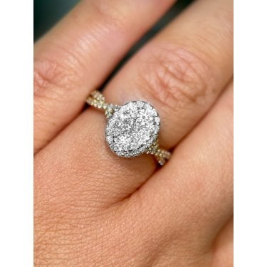 9ct Canadian Yellow Gold 1.00ct Total Oval Illusion with Twist Diamond Shoulders Ring