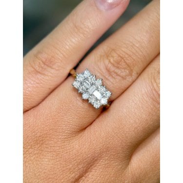 9ct Yellow Gold 1.00ct Diamond Cluster Ring