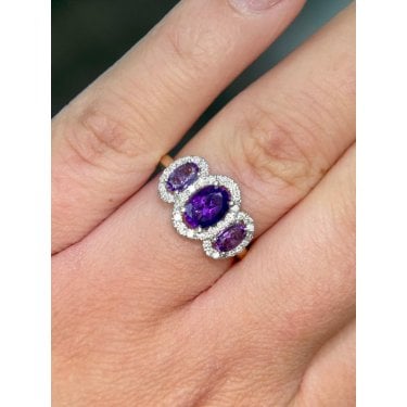 9ct Yellow Gold 3 Stone Oval Amethyst with Single Halo Diamond Ring