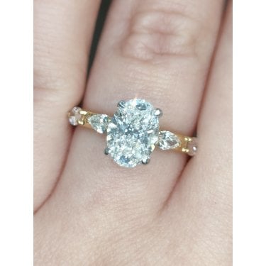 18ct Yellow Gold with Platinum Head 2.02ct Total D/E Colour Oval Cut Solitaire with Hidden Halo & Pear Cut Shoulders LAB Grown Diamond Certified Ring 