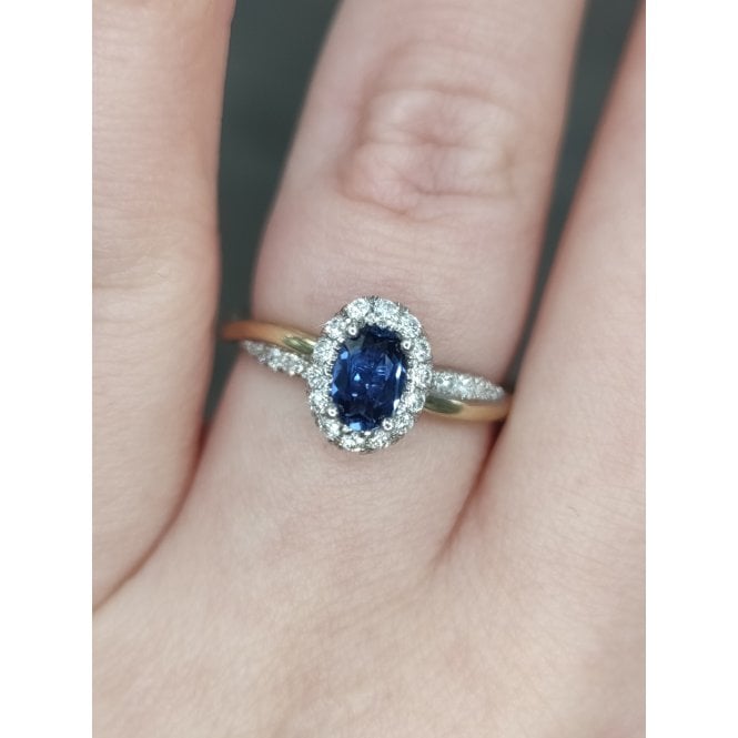 Faith Diamonds 9ct Yellow Gold 0.53ct Oval Sapphire with 0.31ct D/E Colour Diamond Halo & Twist Diamond Shoulders LAB Grown Diamond Certified Ring