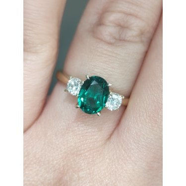 9ct Yellow Gold 1.11ct Oval Emerald with 0.40ct D/E Colour Round Brilliant Three Stone LAB Grown Diamond Certified Ring