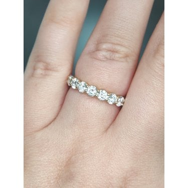9ct Yellow Gold 1.50ct Total D/E Colour Round Brilliant Cut Claw Set LAB Grown Diamond Certified Ring