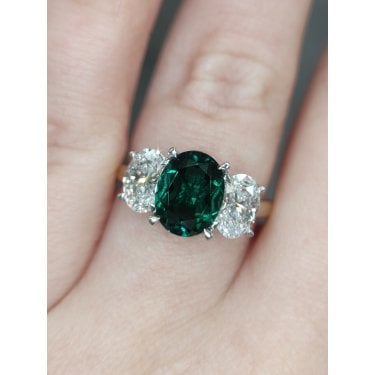 9ct Yellow Gold 1.57ct Oval Emerald with 1.40ct D/E Oval Cut Diamond Sides LAB Grown Diamond Certified Ring