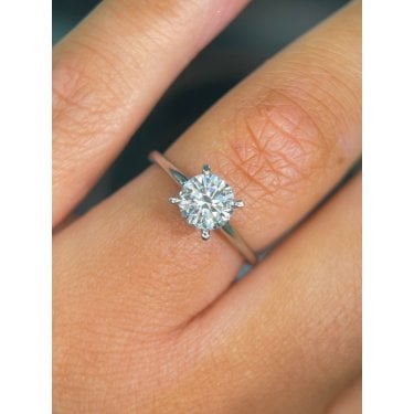 Platinum 1.00ct D/E Colour Round Brilliant Solitaire LAB Grown Diamond Ring Certified
