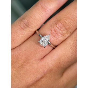 Platinum 1.02ct D/E Colour Pear Shape LAB Grown Certified Diamond Ring 