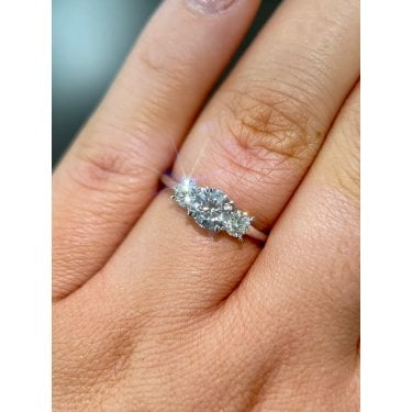 Platinum 1.06ct D/E Colour Round Brilliant Three Stone LAB Grown Diamond Ring Certified