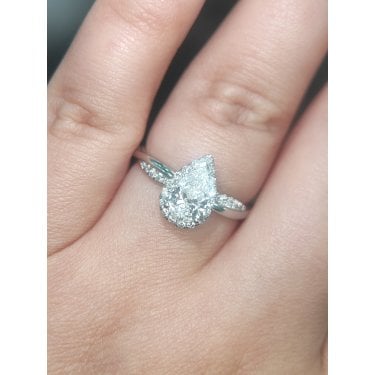 Platinum 1.10ct D/E Colour Pear Cut Solitaire LAB Grown Diamond Ring Certified