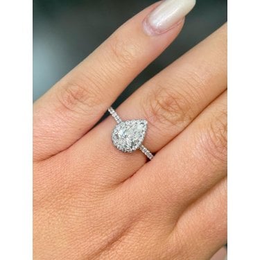 Platinum 1.37ct D/E Colour Pear Cut Solitaire LAB Grown Diamond Certified Ring