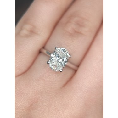 Platinum 1.62ct D/E Colour Oval Cut 4 Claw Solitaire LAB Grown Diamond Ring Certified