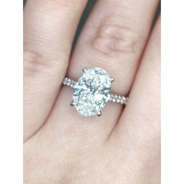 Platinum 3.35ct D/E Colour Total Oval Cut Solitaire with Diamond Shoulders LAB Grown Diamond Certified Ring 