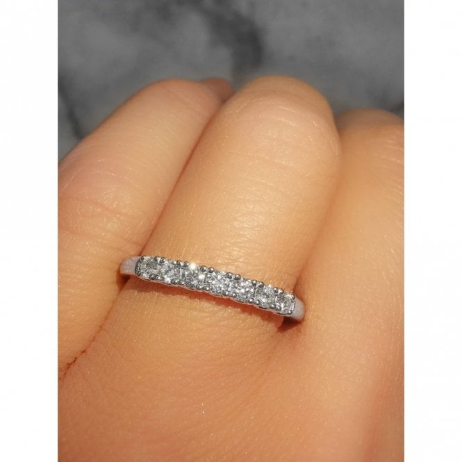 Faith Diamonds Platinum 0.25ct Round Brilliant Seven Stone Diamond Ring Diamond carat weight - 0.25ct Colour - G/H Colour Clarity - Si1/Si2 