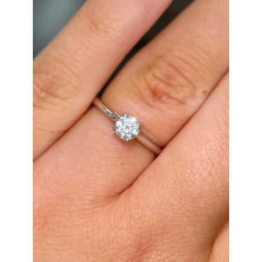 Platinum 0.40ct Round Brilliant Solitaire Diamond Ring